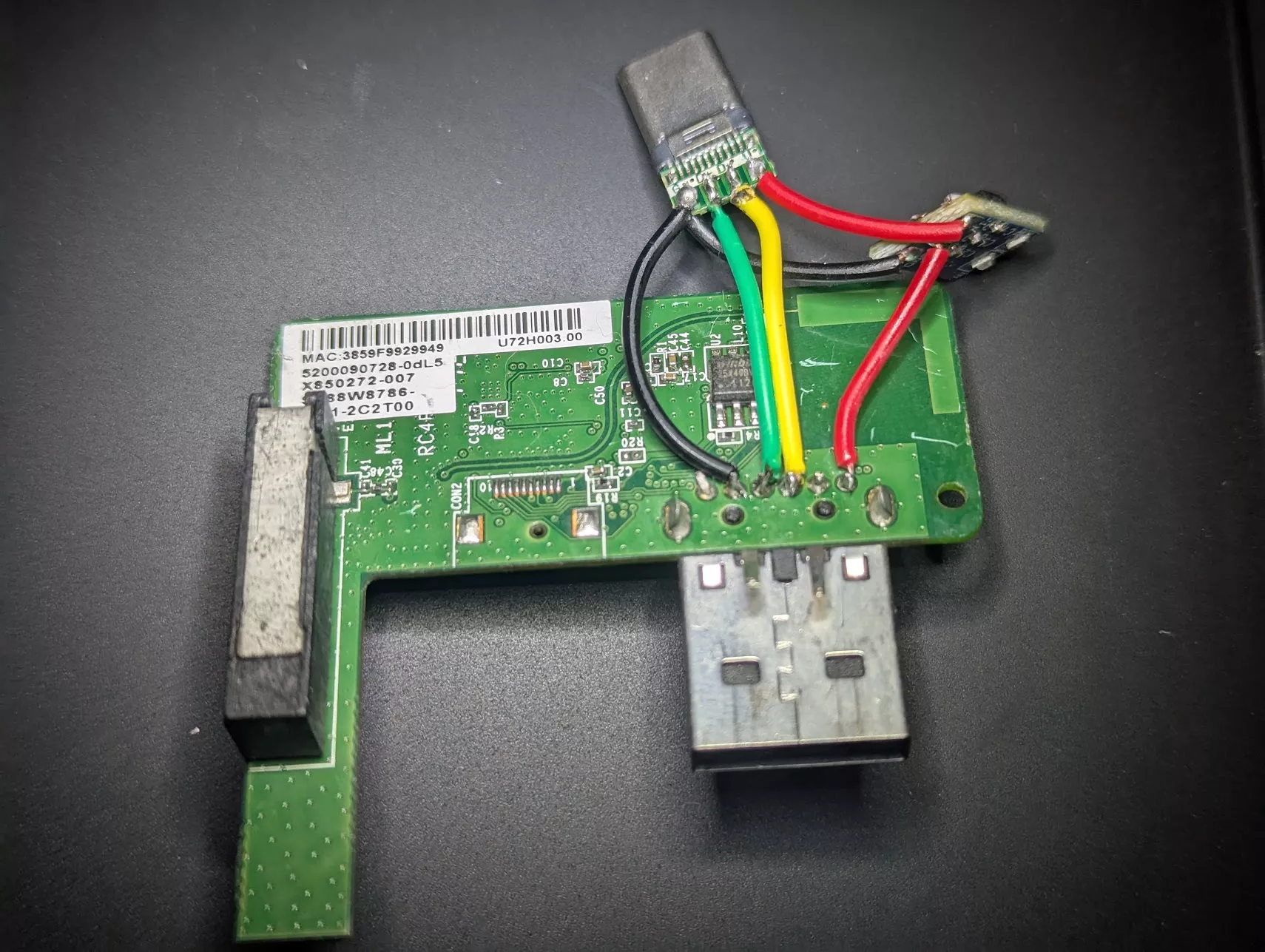 Modified version of the Xbox 360 Slim WLAN module